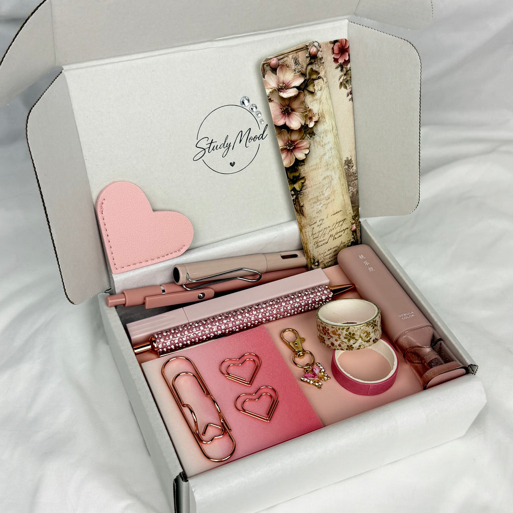 🌸 Soft Blush Box