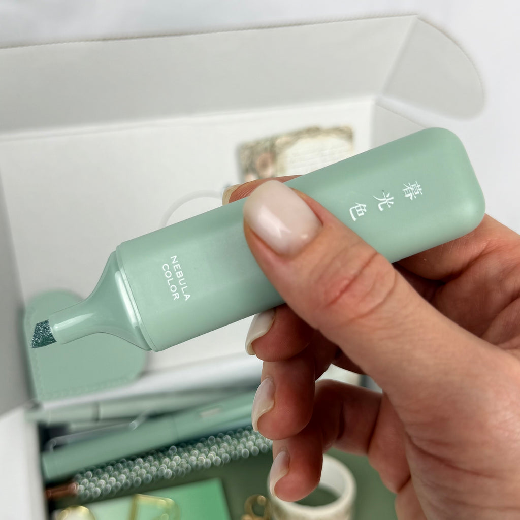 🌿 Sage Meadow Box Premium