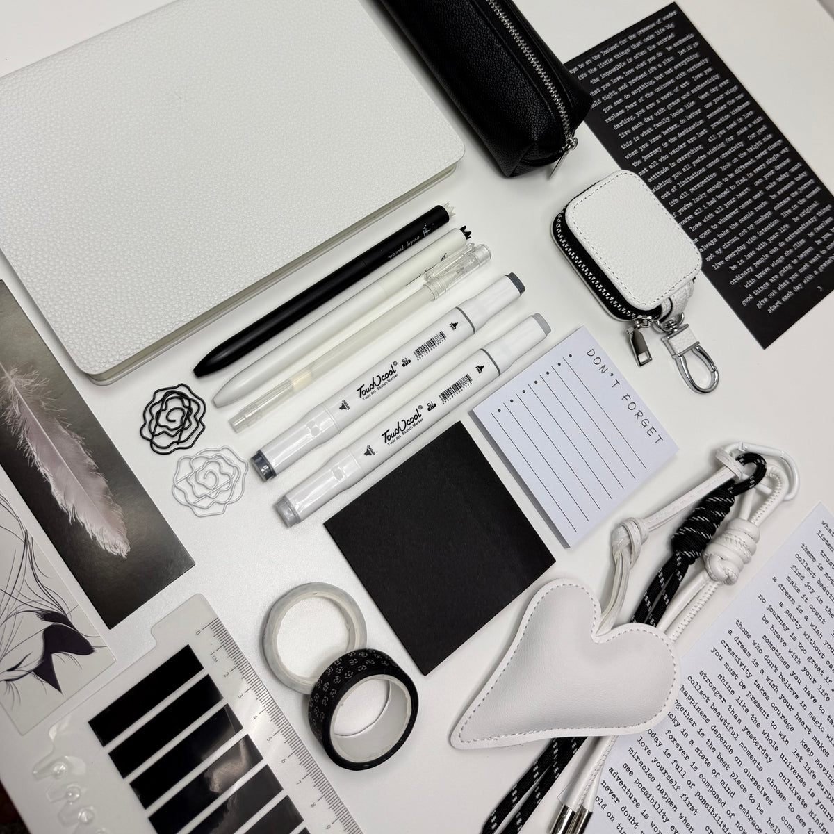 🤍🖤 Minimal Black & White Gift Box