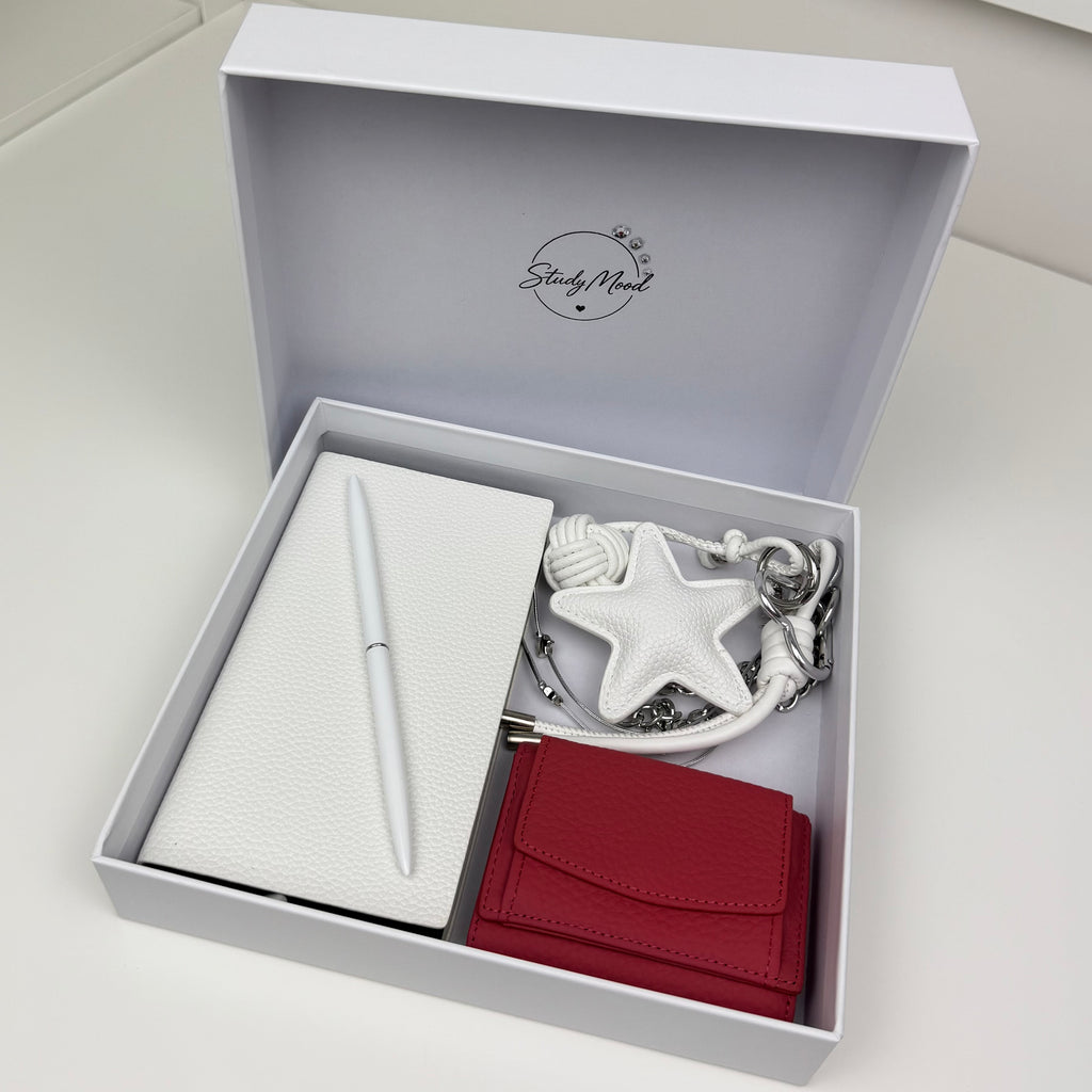 Raspberry. Beautifully Yours Box