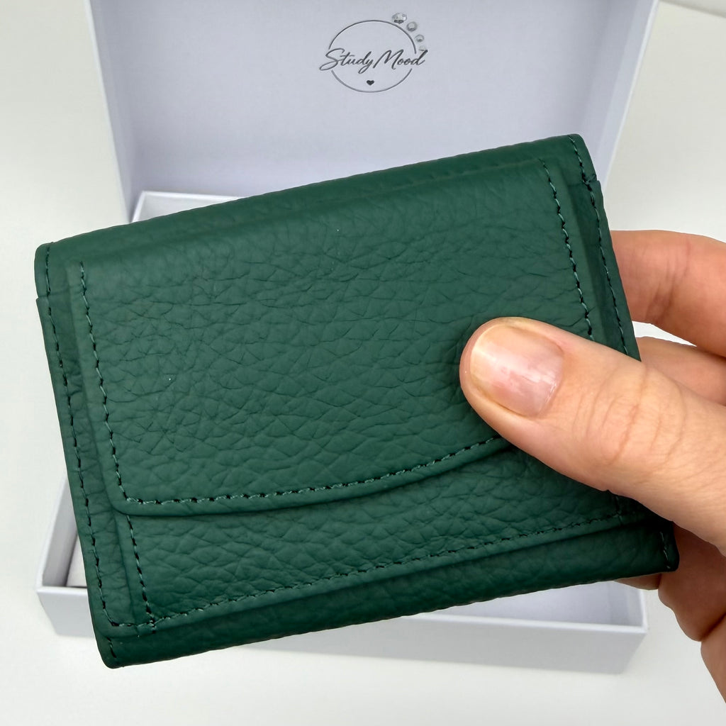 Emerald. Beautifully Yours Box