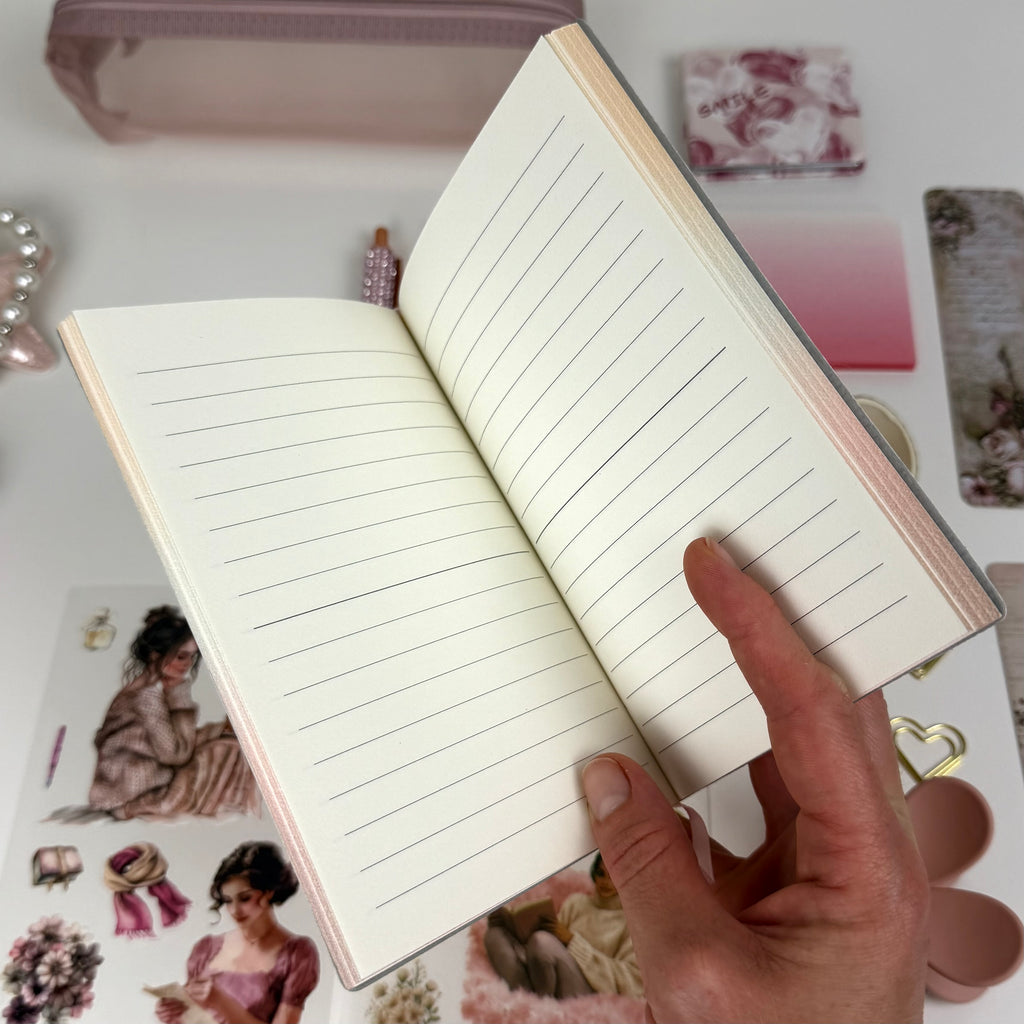 🌸 Soft Blush Box Premium