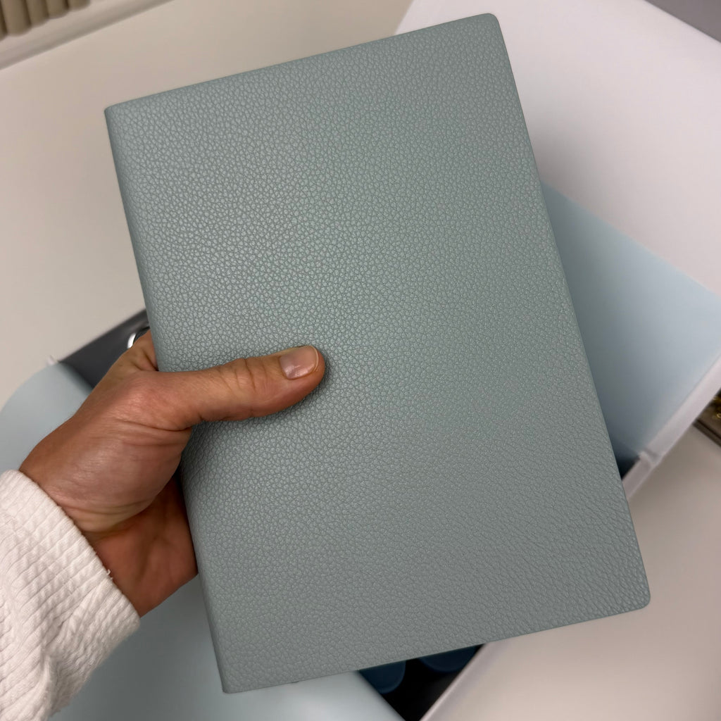 📘 Sky Mist Box Premium